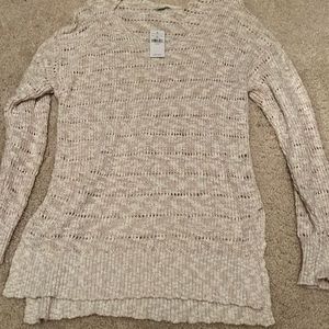 American Eagle white and cream sweater with small slits of side